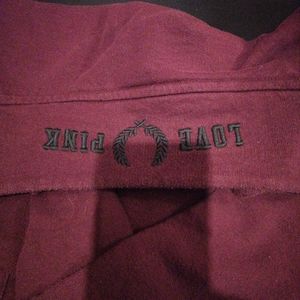 Sweater maroon colors